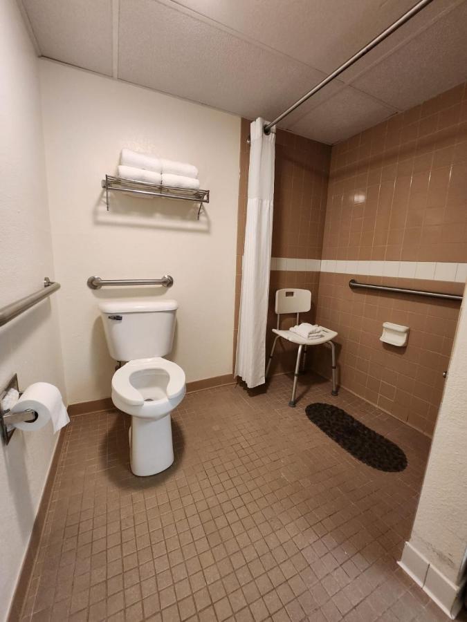 Hot Springs Village Inn Екстериор снимка